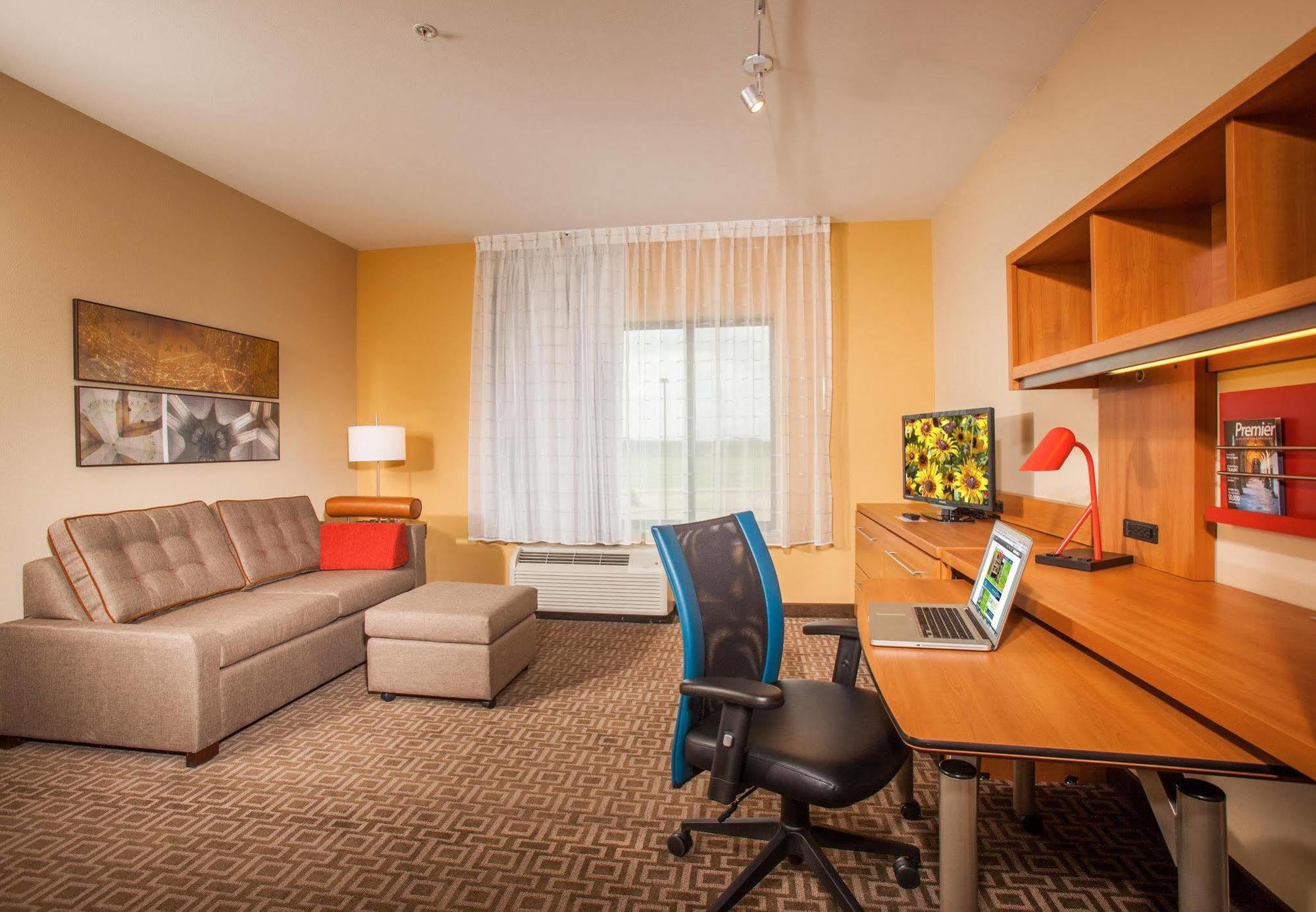 Towneplace Suites By Marriott Cheyenne Southwest/Downtown Area Exterior photo
